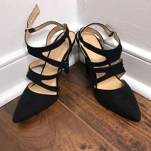 NWT Chinese Laundry Black Z-Selma MicroSuede Heels